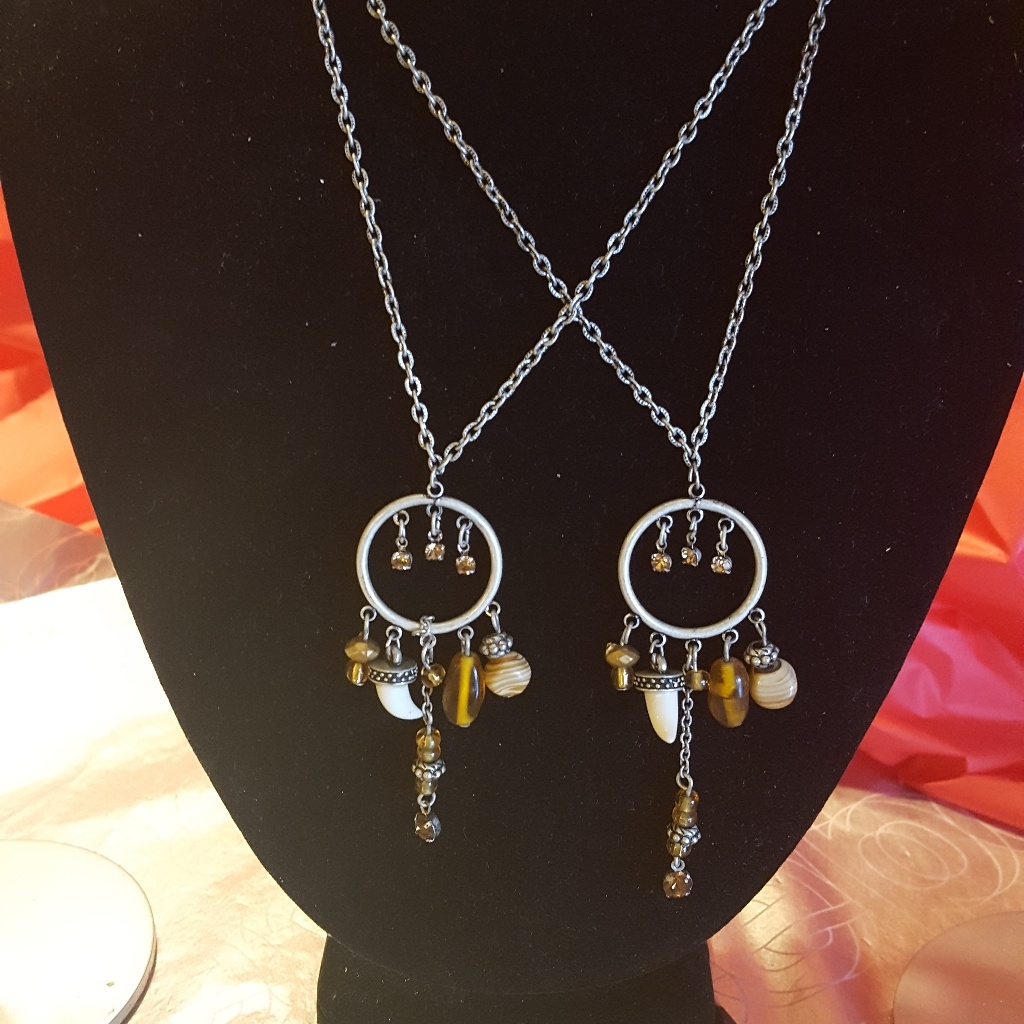 Good Luck HornLucit Rhinestone Charm Necklace Lt3a20 12$